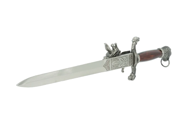 Left side view of dagger with engraved blade